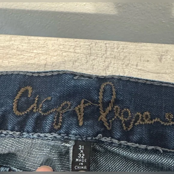 Chip & Pepper Ike Slim Straight Jeans Distressed Dark Wash Mens 31x32 - Picture 8 of 9